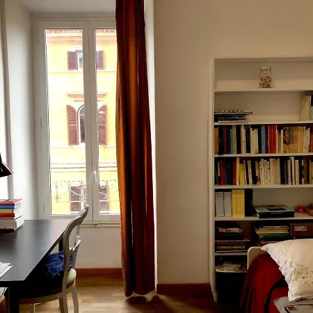 Large In Center *